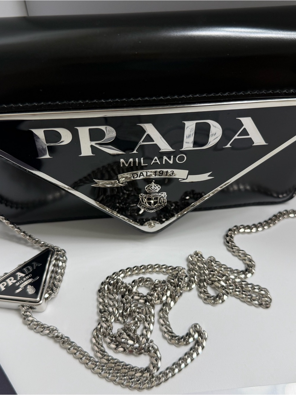 ❌SOLD❌ 🖤 Prada Black Spazzolato Leather Maxi Triangle Logo Flap Chain Crossbody - Picture 3 of 10